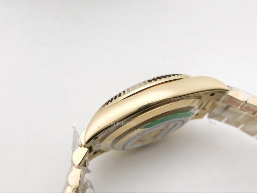 DayDate 40mm 228238 904L Flt Wt YG/YG Gold/Rm KF VR3255