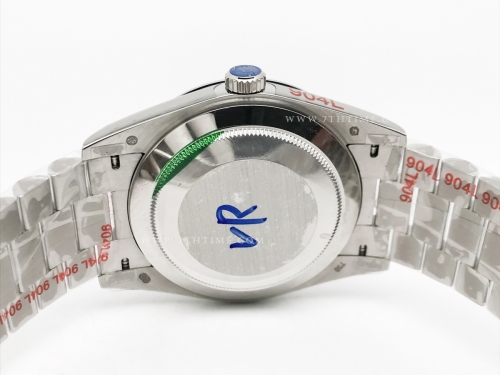 DayDate 40mm 904L Flt SS/SS Silv/Stk GMF VR3255