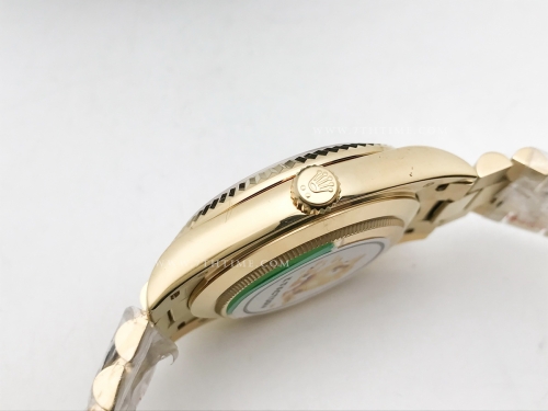 DayDate 40mm 228238 904L Flt Wt YG/YG Blk/Dia KF VR3255