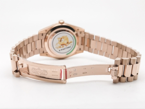 DayDate 40mm 228235 904L Flt Wt RG/RG Wht/Rm KF VR3255