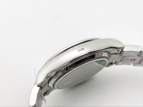 Daytona 126500 904L SS/SS Black/Stk APF DD4801