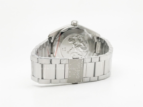 Aqua Terra GMT Worldtimer 43mm SS/SS S-Blue VSF A8938