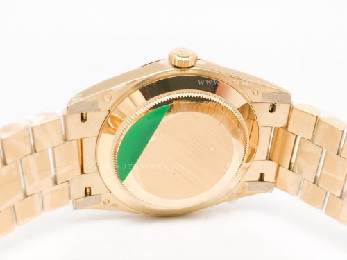 DayDate 40mm 904L Flt Wt YG/YG C-Blk/Stk TMF SH3255