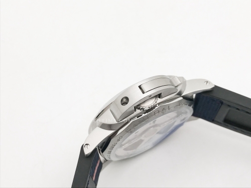 Quaranta BiTempo Luna Rossa 40mm SS/NY Blue VSF P900