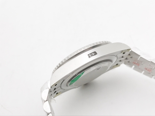 GMT II 126710GRNR Jub SS/SS Blk VSF DD3285