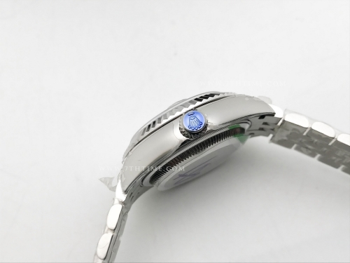 DateJust Ladies 28mm Jub Flt 904L SS/SS Black/Stk GMF A2671