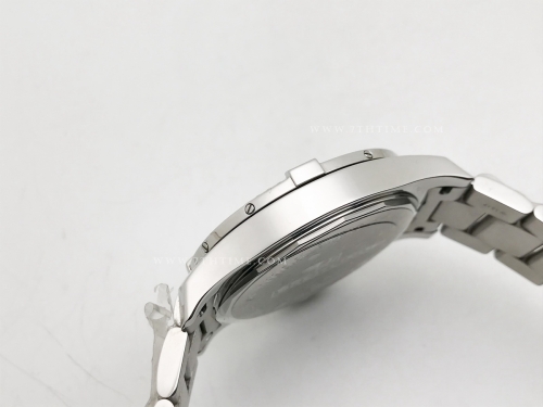 Breitling Colt Automatic 44mm V2 SS/SS Black TF Asia 2824