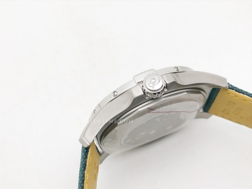 Avenger 44mm SS/NY/LE Green OXF A2824