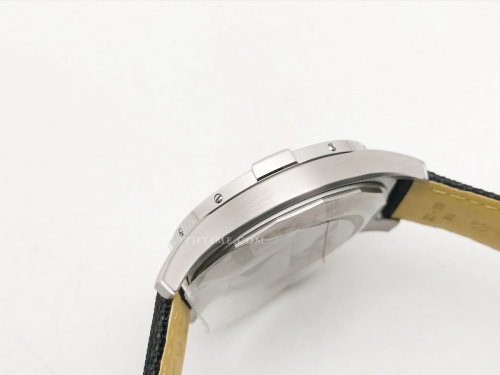 Avenger GMT 44mm SS/NY/LE Black/Red OXF A2836