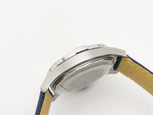 Avenger GMT 44mm SS/NY/LE Blue/Red OXF A2836