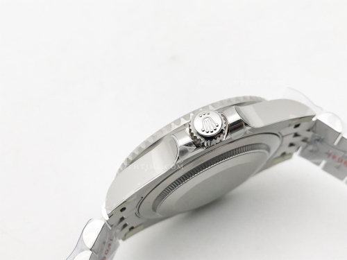 GMT II 126710GRNR Jub 904L SS/SS Blk THB SH3285-2