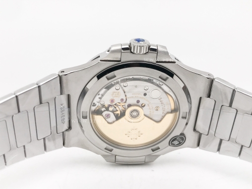 Nautilus Jumbo 5711 SS/SS White/Stk BBF DD324