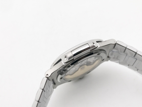 Nautilus Jumbo 5711 40th SS/SS Green/Stk BBF DD324