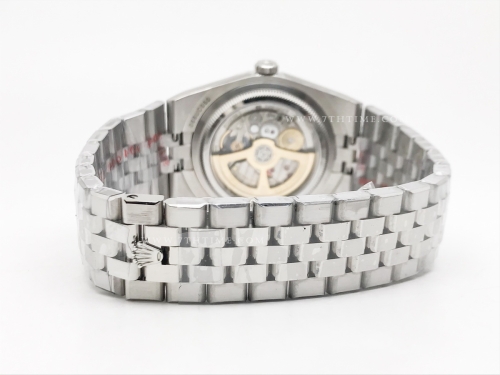 Land Dweller 40mm Wt Jub Flt SS/SS White YYF A7135