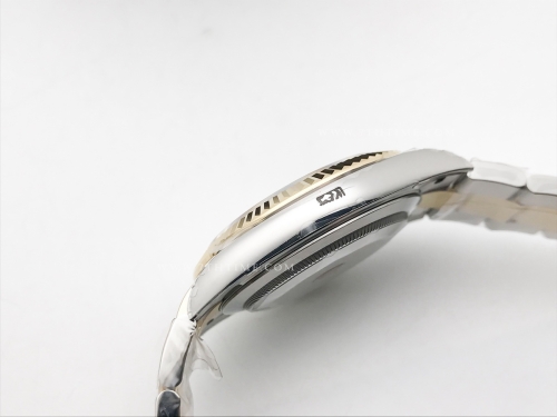 DJ2 41mm 126333 Oys Flt 904L YG/SS Blk/Stk EWE A3235