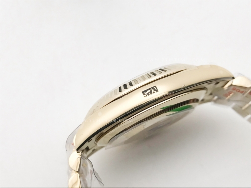 DayDate 40mm 904L Flt YG/YG M-Wht/Dia GMF VR3255