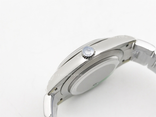 Oyster Pert 41mm 124300 Oys SS/SS Yelw VSF V2 VS3230