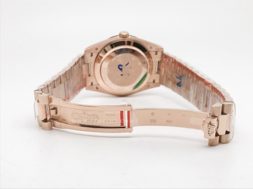 DayDate 40mm 904L Flt RG/RG Blk/Stk GMF VR3255