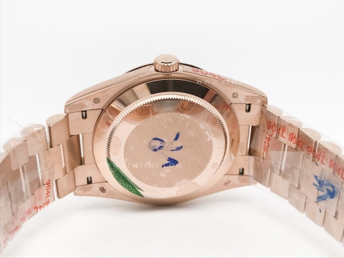 DayDate 40mm 904L Flt RG/RG Grn/Stk GMF VR3255