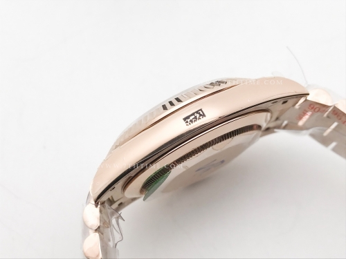 DayDate 40mm 904L Flt RG/RG M-Wht/Dia GMF VR3255