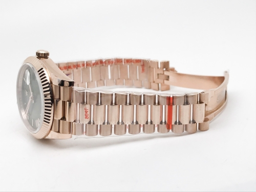 DayDate 40mm 904L Flt RG/RG O-Grn/Rm/Stk GMF VR3255