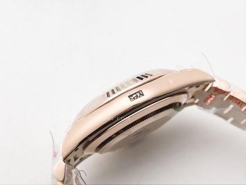 DayDate 40mm 904L Flt RG/RG Wht/Rm GMF VR3255