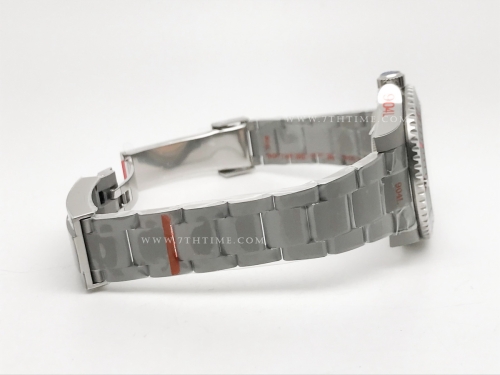 Sub Matt Diver Sandblast 904L SS/SS CF GMF SA3130