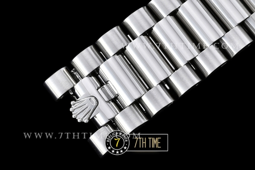 DayDate 228206 Fluted Bezel SS/SS Ice Blue Dial Baugette Diamond Markers A3255 Mod