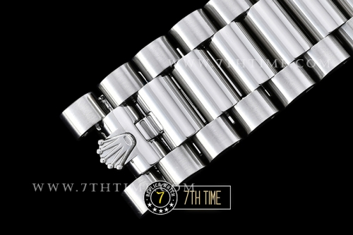 DayDate 228206 Diamonds Bezel SS/SS Black Dial Baugette Diamond Markers A3255 Mod