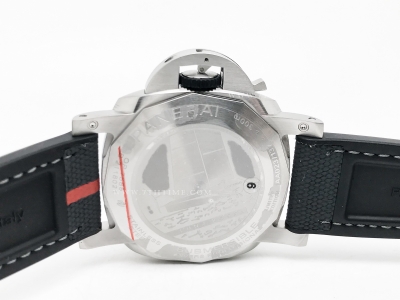 PAM1681 Submersible Luna Rossa SS/RU Silv VSF P900