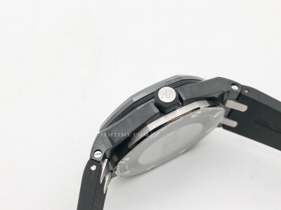 Royal Oak Diver 15706 FC/RU Blk APSF A3120