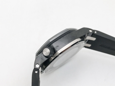 Royal Oak Diver 15706 FC/RU Blk APSF A3120