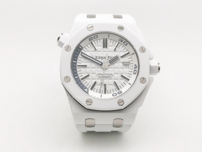 Royal Oak Diver 15707 Wht CER/RU Wht APSF A3120