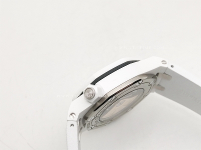 Royal Oak Diver 15707 Wht CER/RU Wht APSF A3120