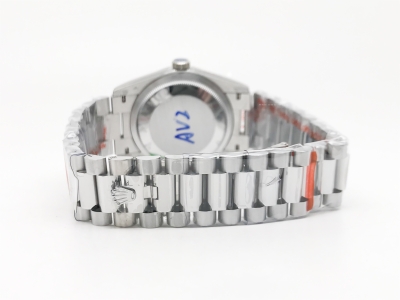 DayDate 36mm Wt 904L Flt SS/SS Blue/Dia QF VR3255