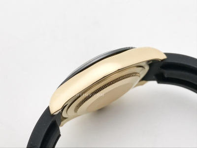 Daytona 126518 CER YG/RU Gold/Stk GDF A3836