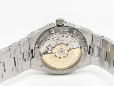 Overseas 4500V SS/SS Green MKS MY9015 Cal5100