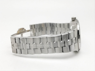 Overseas 4500V SS/SS Brown MKS MY9015 Cal5100