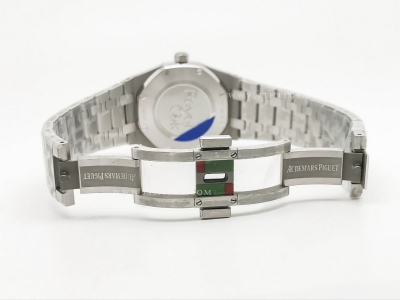 Royal Oak Ladies 67651ST Dia SS/SS Blue/Stk ZF Sw Qtz