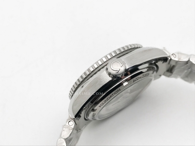 Planet Ocean 600M GMT Blue SS/SS Blue BLS A8906