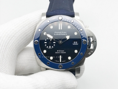 Submersible QuarantaQuattro 44mm SS/NY Blue VSF P900