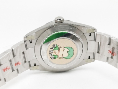 Oyster Pert 41mm 124300 Oys SS/SS Green Clean VR3230