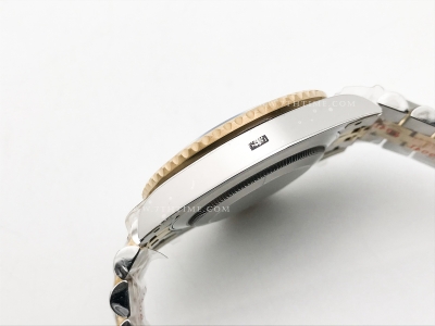 GMT II 126713 904 Jub YG/SS ARF SH3285 CHS