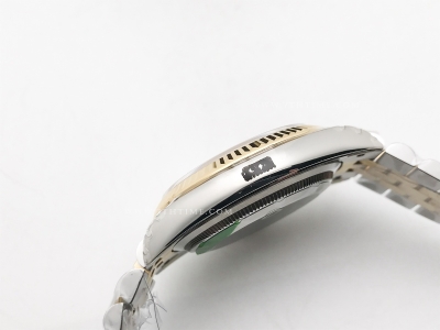 DJ 36mm Jub Flt 904L YG/SS M-Palm/Stk VSF VS3235