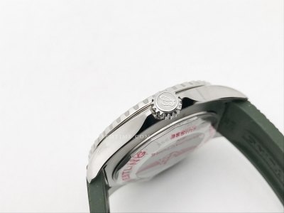 Superocean 44mm Blk SS/RU Red TF Asia 2824