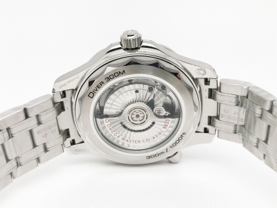 Seamaster 300m Blue SS/SS White BLS Asia 8800