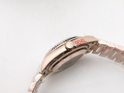 DayDate 36mm 128235 Wt 904L Flt RG/RG RG/Bagu QF VR3255