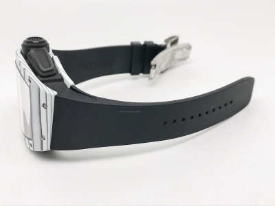 RM061-01 Yohan Blake W-NTPT/RU Blk/Wht Ske ZF RMUL2