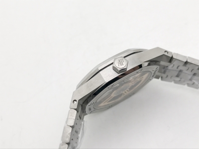 Royal Oak 41mm Kaws SS/SS XX APSF A4302