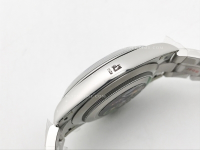 Oyster Pert 41mm 124300 Oys SS/SS Bubbles Clean VR3230